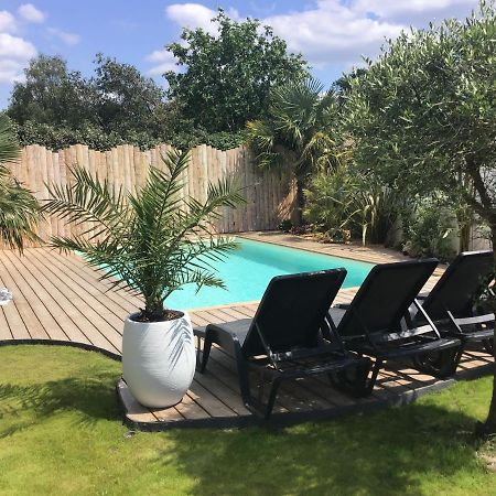 Maison Avec Piscine, Jaccuzi, Hammam A 800 M Du Lac Gastes Exterior foto